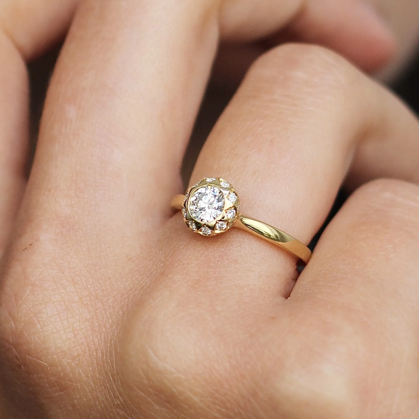 Asteria Diamond Solitaire