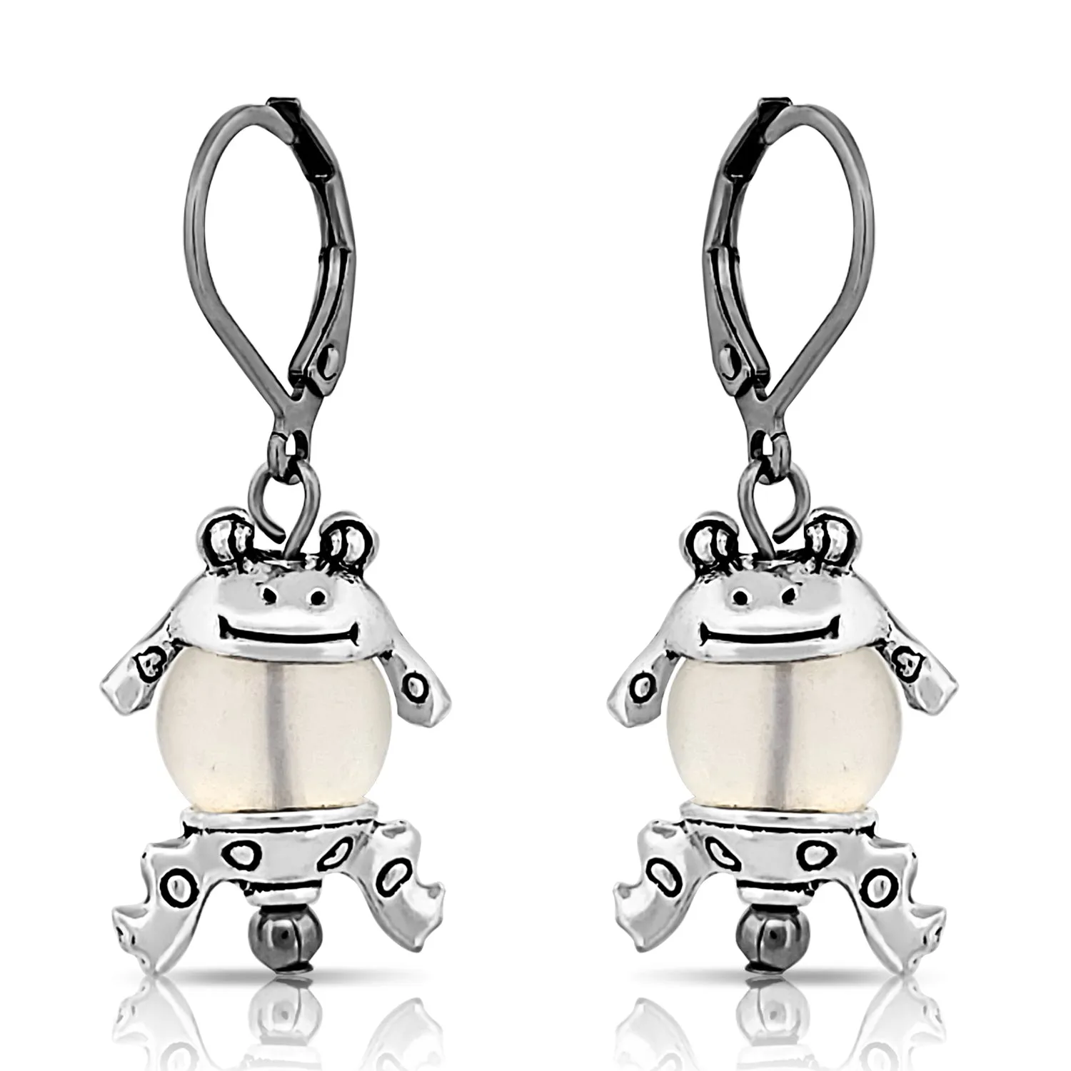 BESHEEK Silvertone Tree Frog Leverback Dangle Earrings | Hypoallergenic Boho Beach Animal Artistic Wedding Style Fashion Earrings