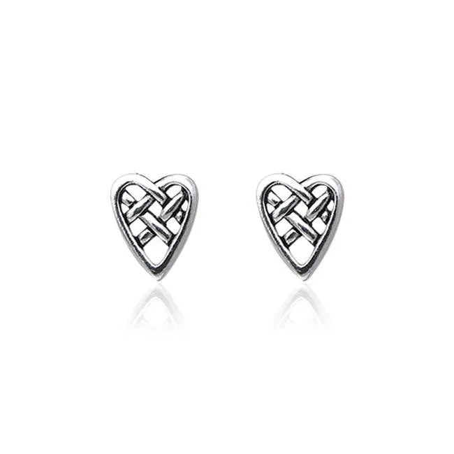 Celtic Knotwork Heart Silver Post Earrings TER1805