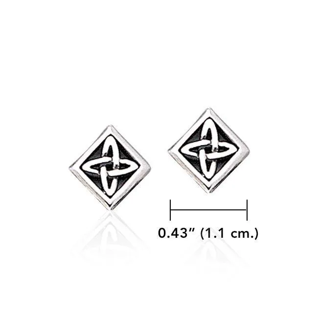 Celtic Knotwork Square Silver Post Earrings TER1810