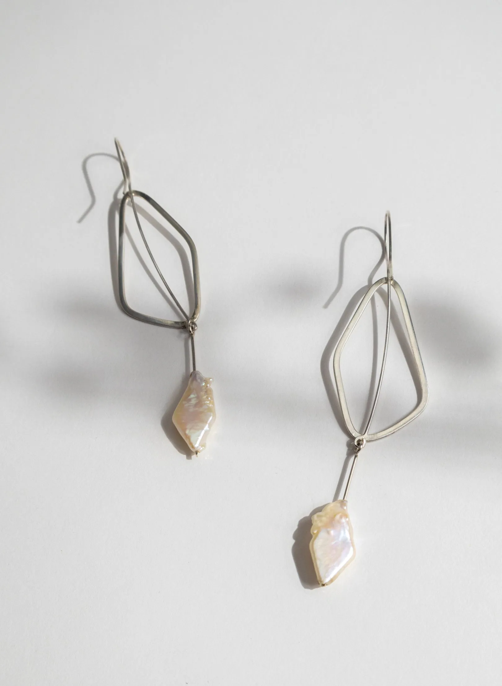 Delicate Leaf Earring with Rectangle Pearls