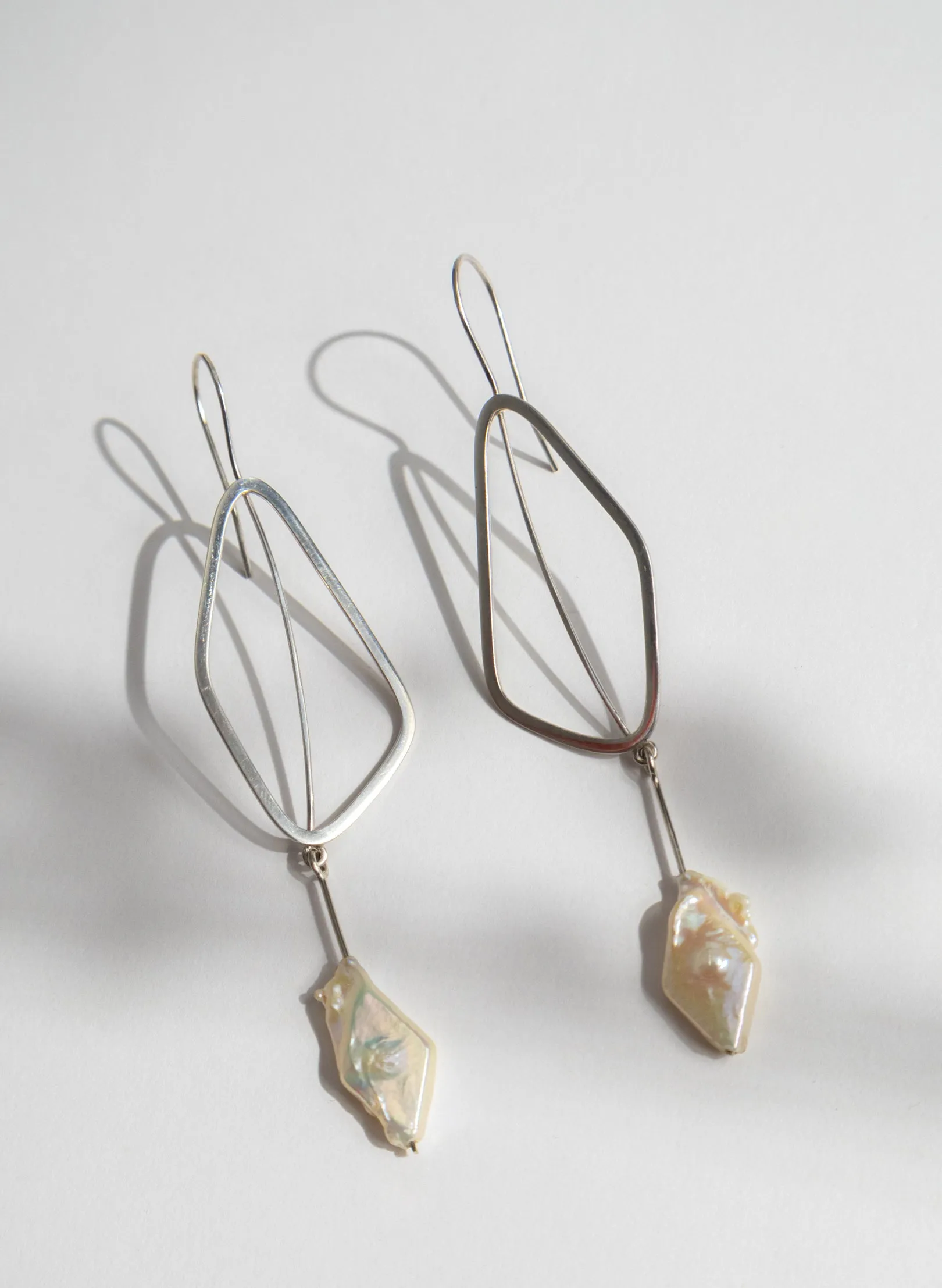 Delicate Leaf Earring with Rectangle Pearls