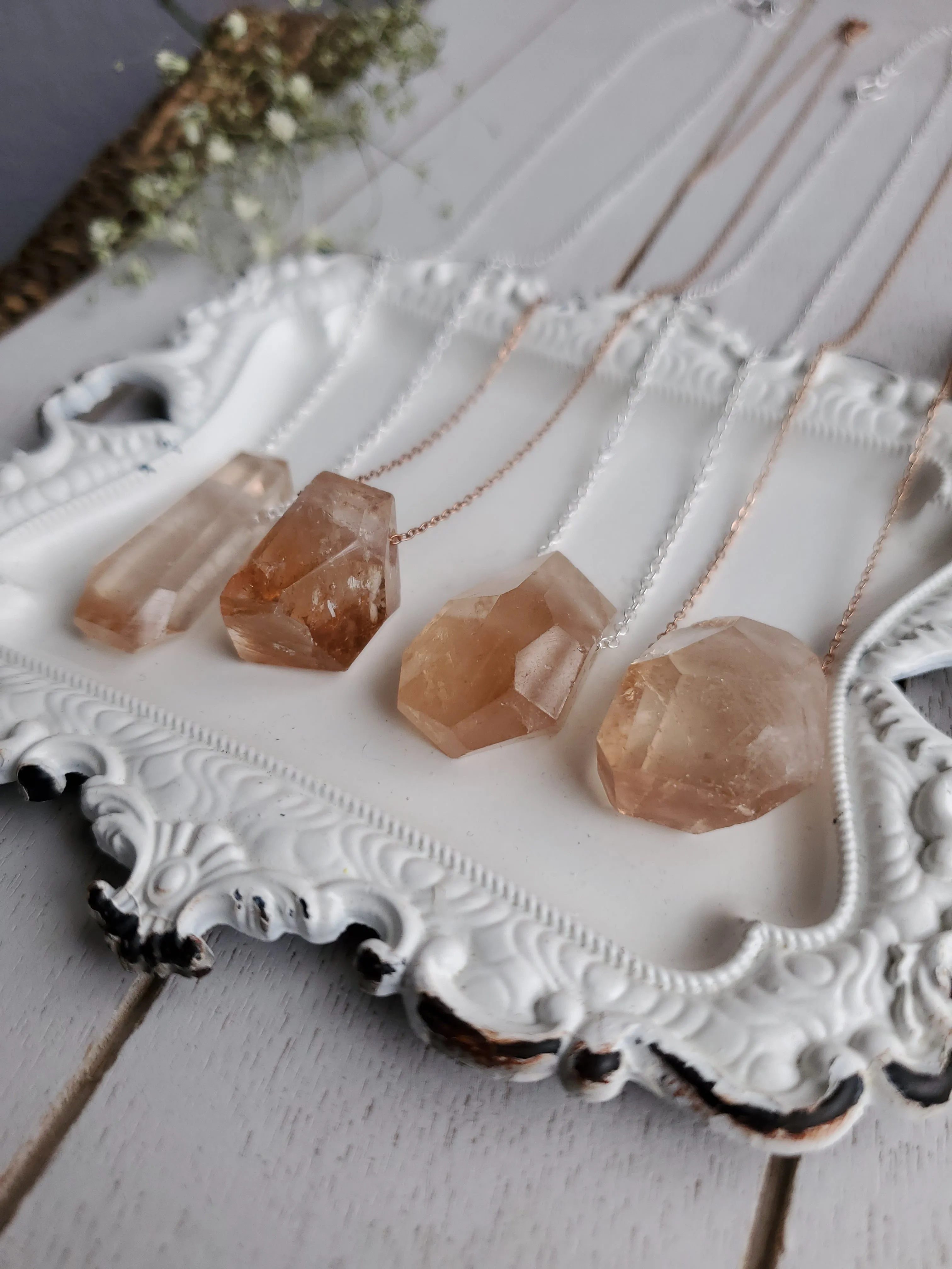 Dreamy AAA Simple Topaz Pendant