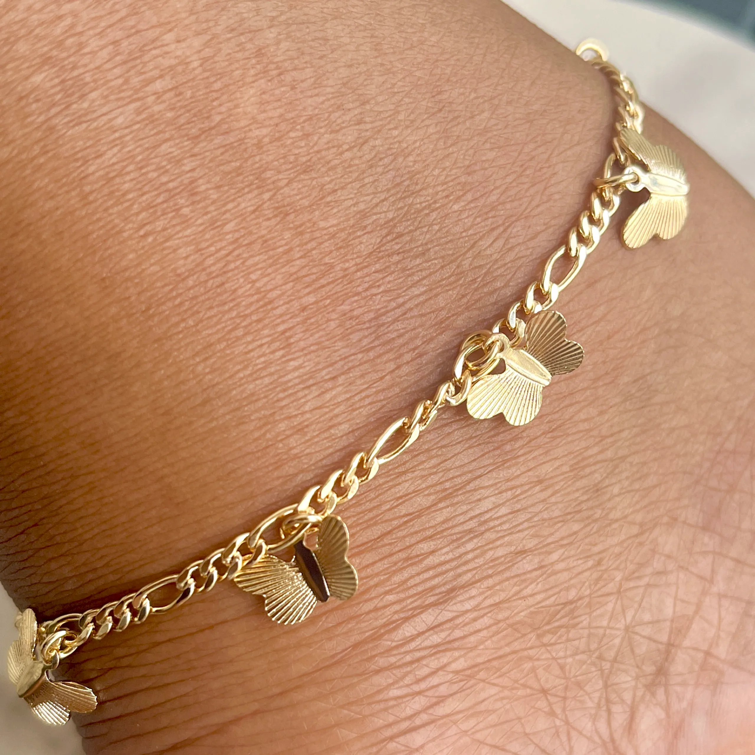 Figaro Link Anklet with Charms-18k Gold Filled