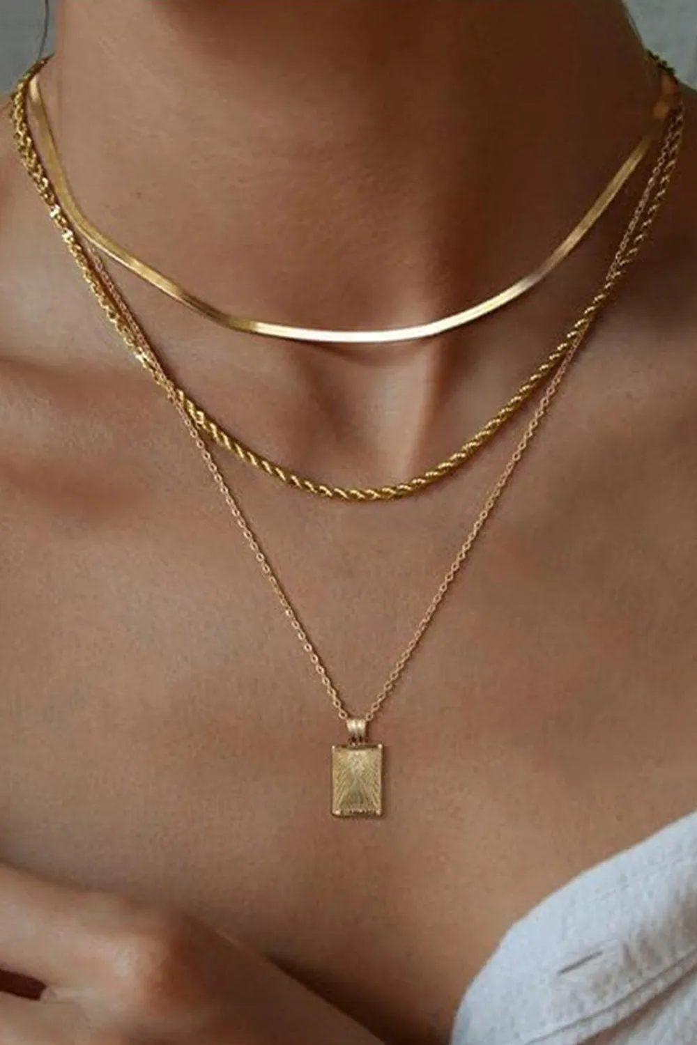 Geometric Square Pendant Layered Necklace