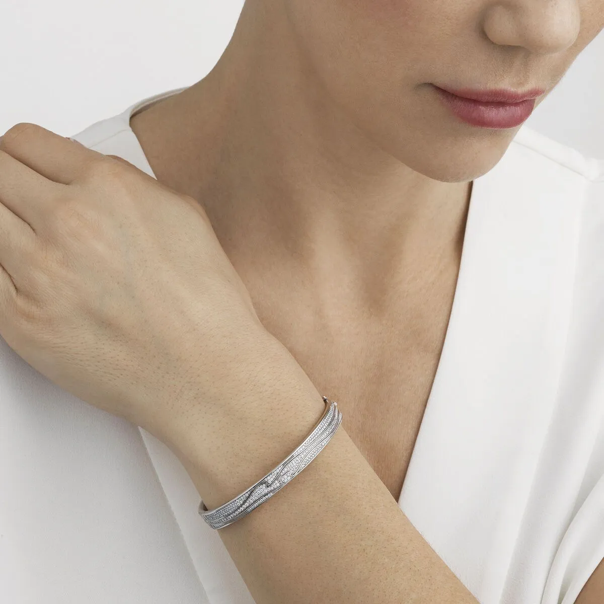 Georg Jensen Fusion 18ct White Gold 2.12ct Diamond Bangle