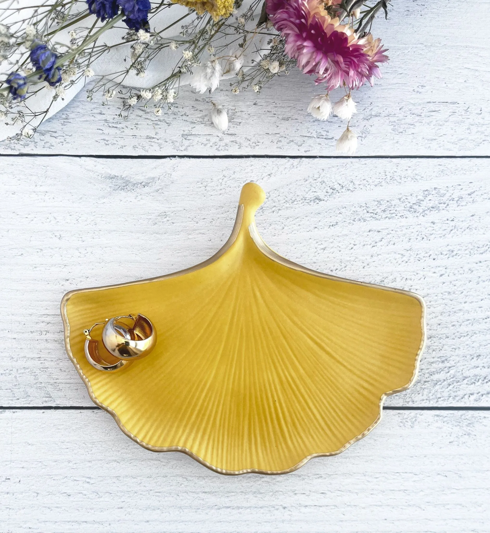 Ginkgo Dishes