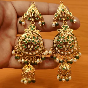 GOLD LOOK EMAERALD & PEARL JADAU EARRINGS