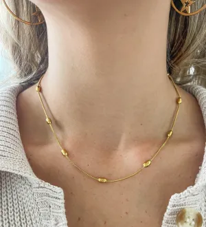 GOLD SIMPLE NECKLACE