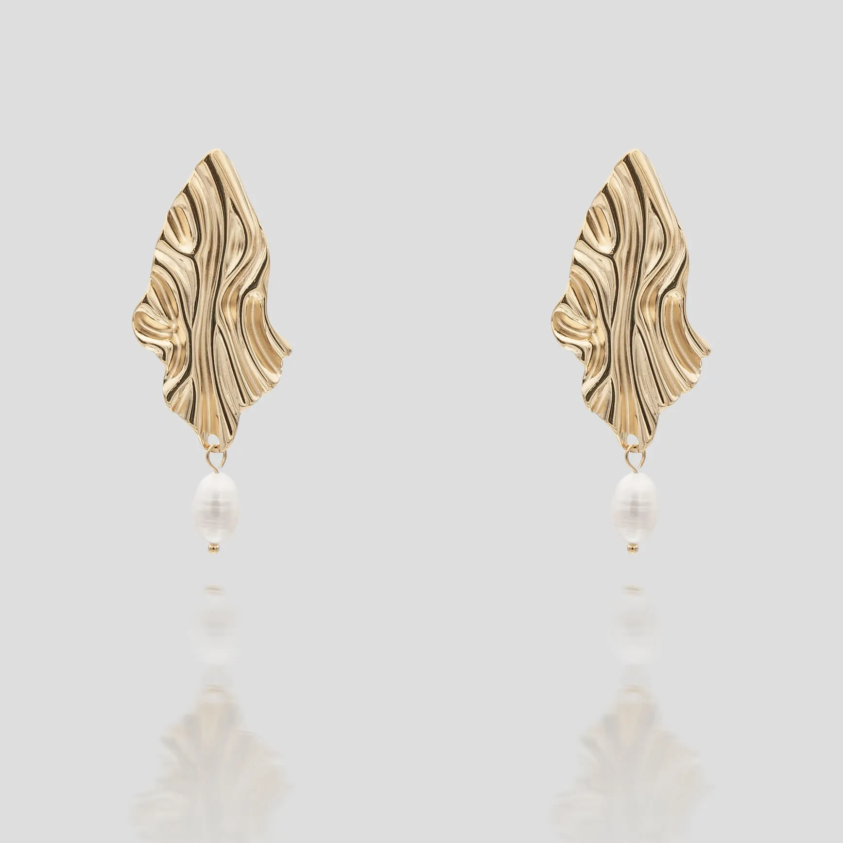 Inaya Textured Pearl Earrings