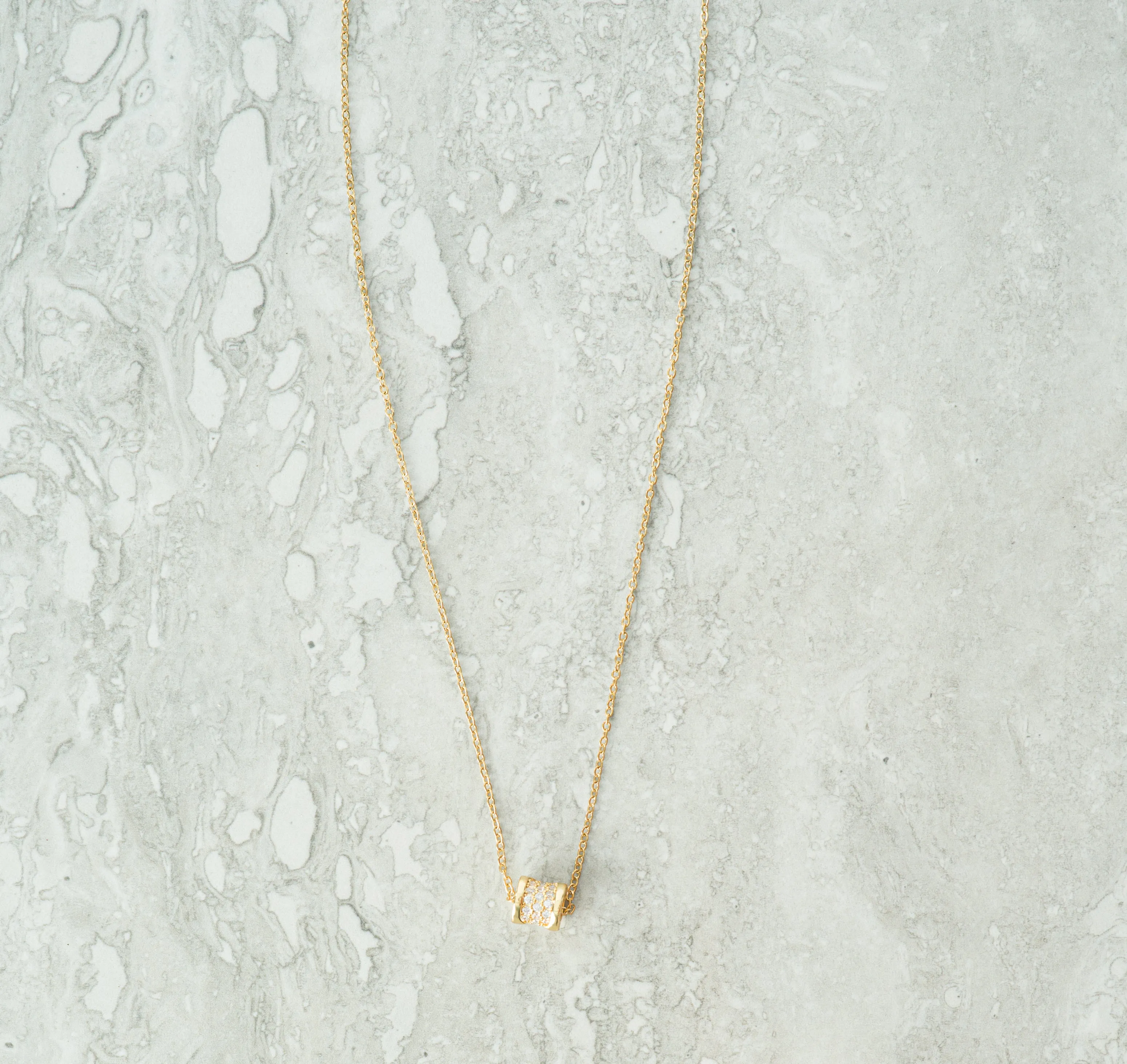 Justina gold necklace