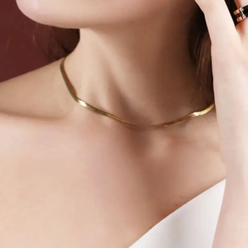 LOVCIA Set your Fashion in Style Titanium Steel Snake Bones Chain Necklace For Women
