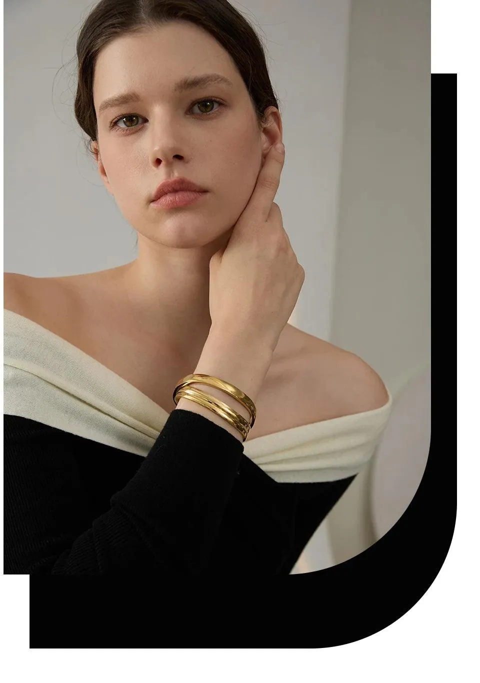 Minimalist 18k Gold Colour Texture Charm 60mm Waterproof 316L Stainless Steel Round Smooth Bracelet Bangles for Women