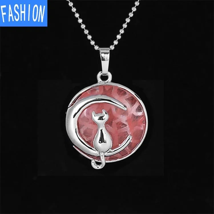 Natural crystal Simple Temperament Lovely Moon Cat Pendant Necklace