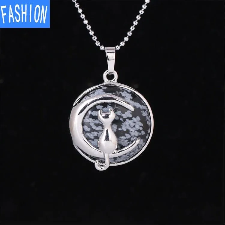 Natural crystal Simple Temperament Lovely Moon Cat Pendant Necklace
