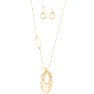 Oval Pendant Metal Necklace