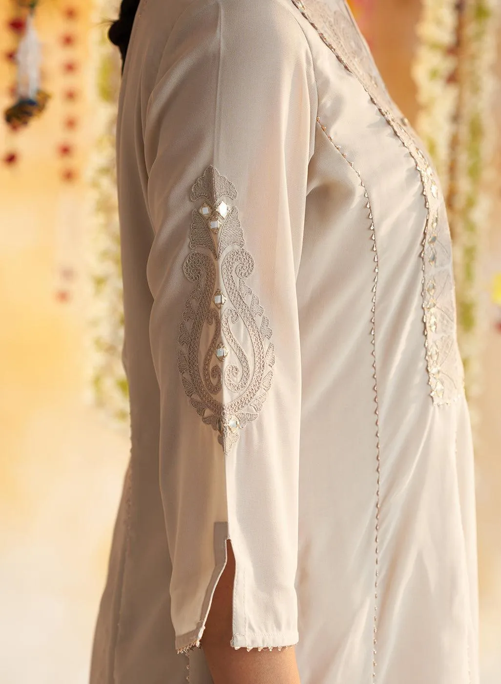 Pink-Beige Kurta Set With Chain Stitch Embroidery