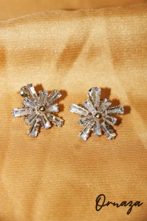 Radiant Starburst Stud Earrings – Dazzle with Elegance and Shine