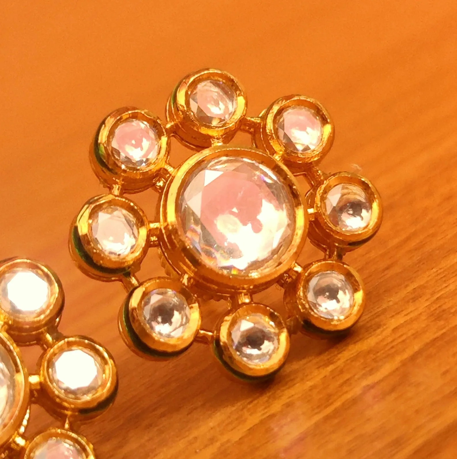 ROUND SHAPED KUNDAN MEENAKARI STUDS