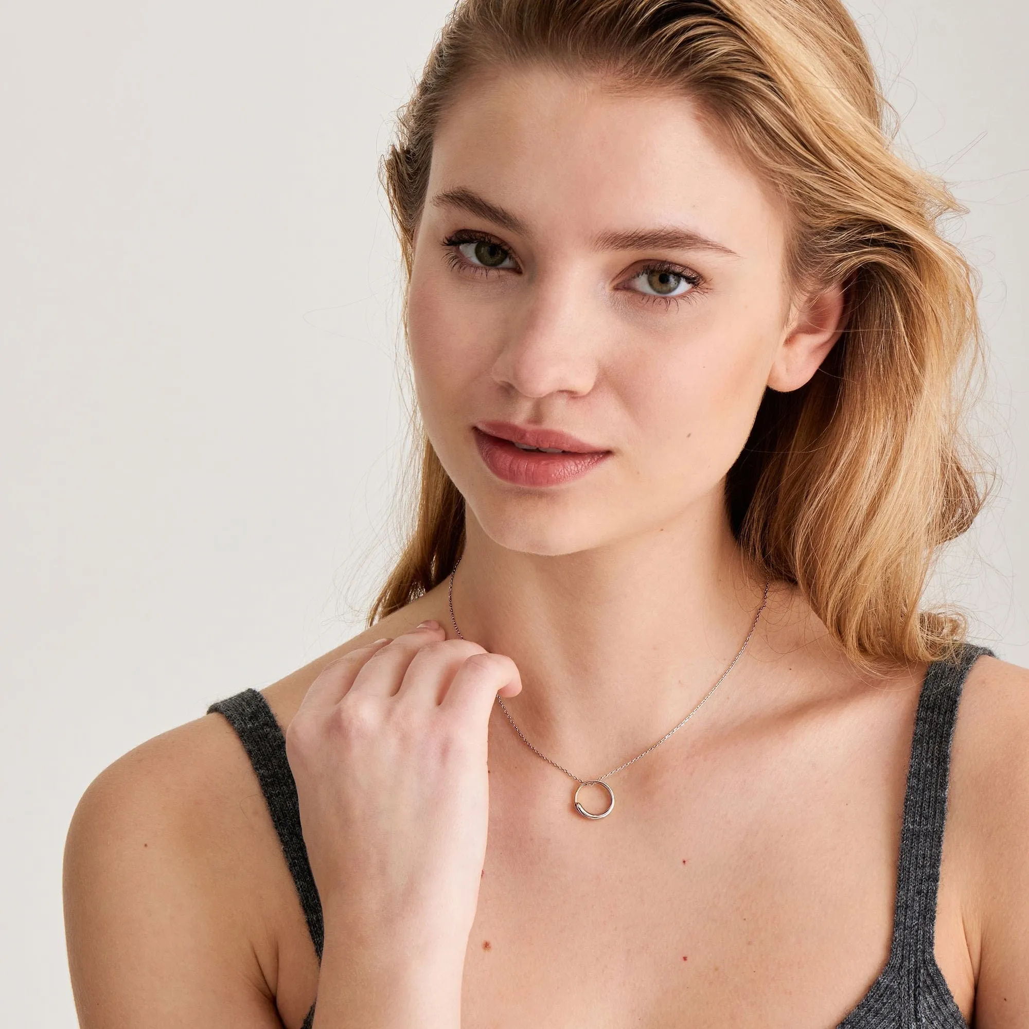 Silver Luxe Circle Necklace