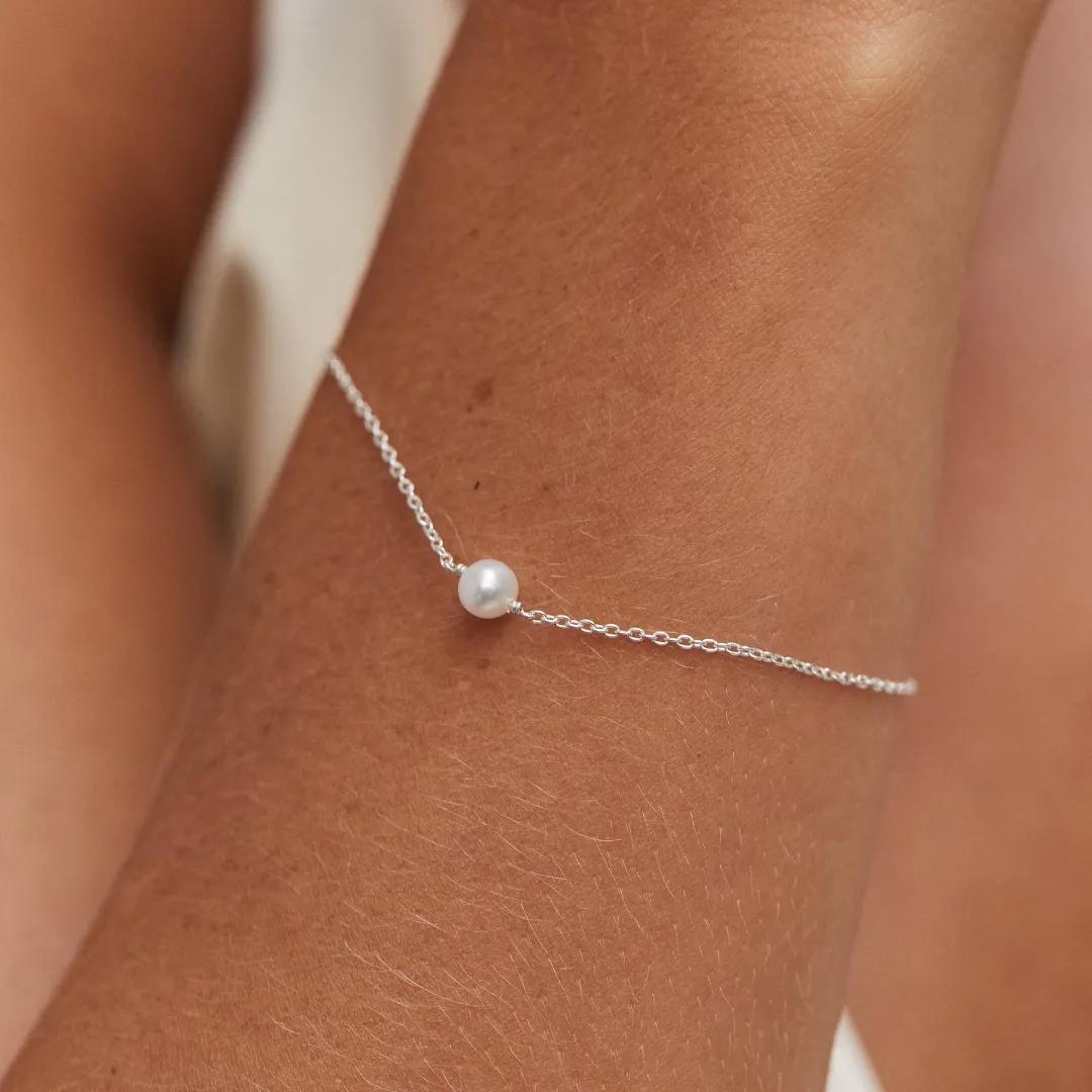 Silver Single Pearl Bracelet