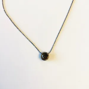 Simple Pendant Slide Necklace in Desire