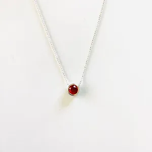 Simple Pendant Slide Necklace in Siam