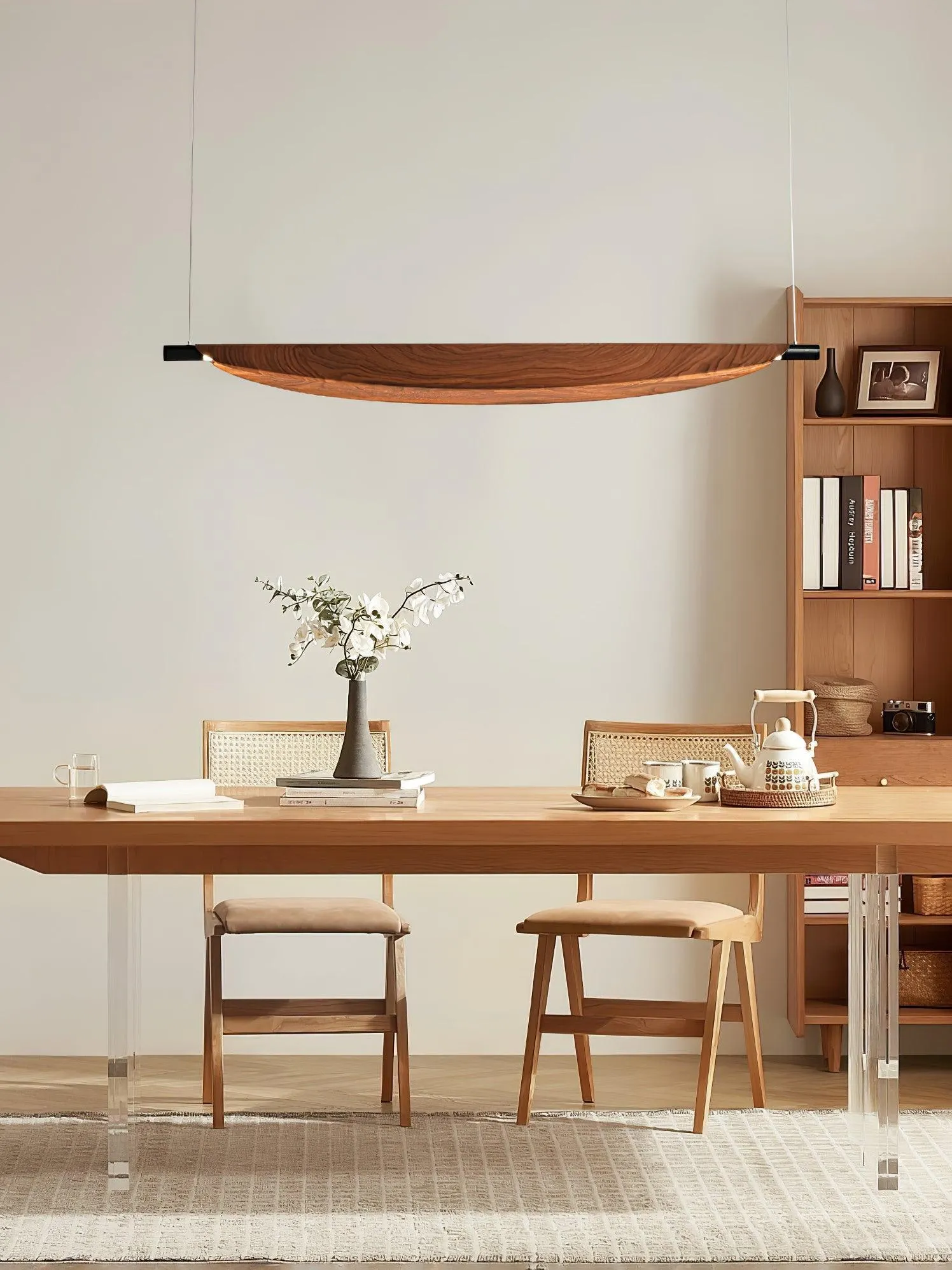 Sleek Board Pendant Lamp