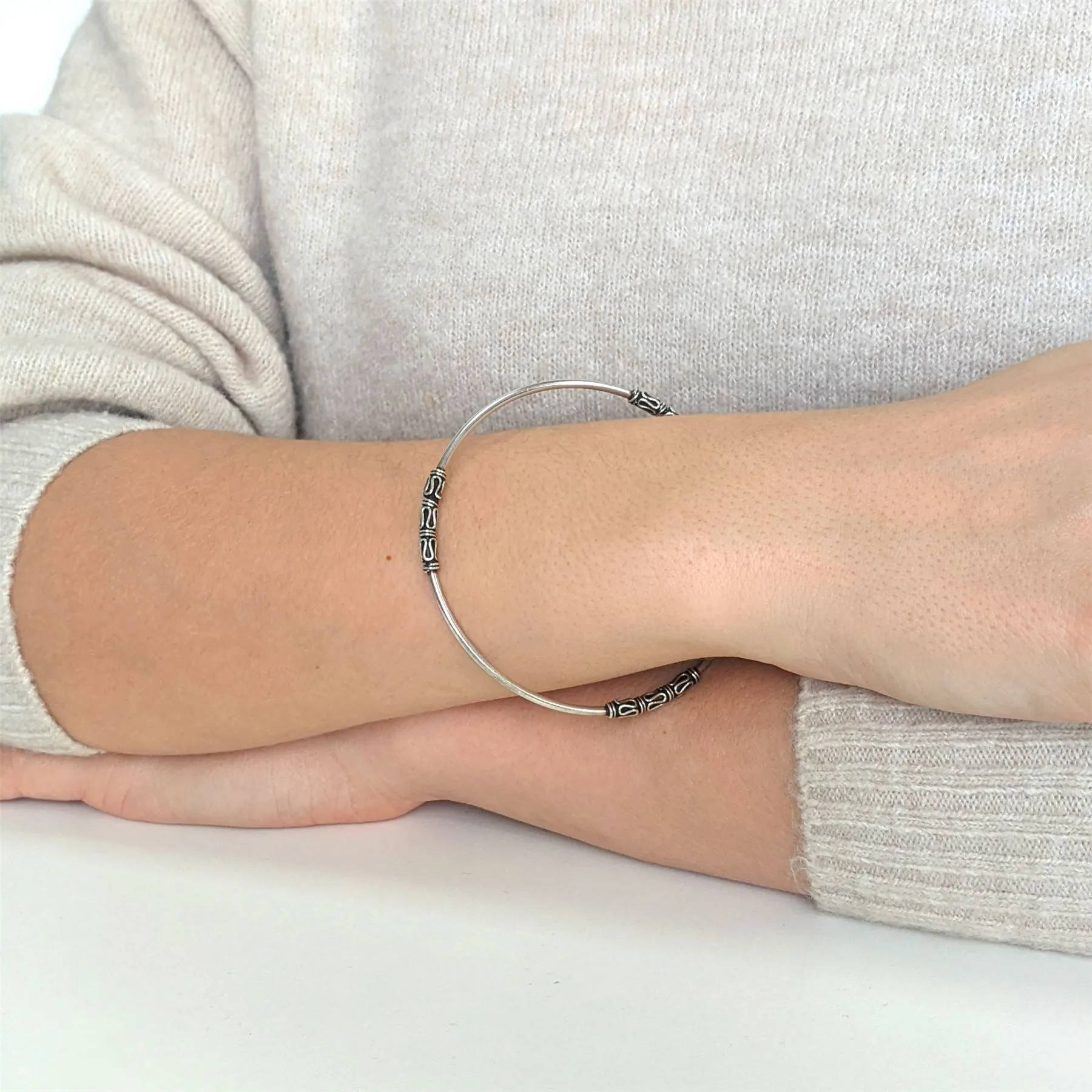 Sterling Silver Thin Round Tube Intricate Balinese Stackable Bangle