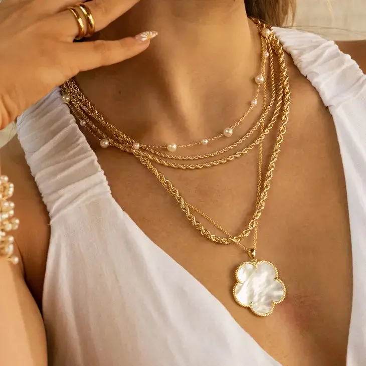 Tara Clover Necklace
