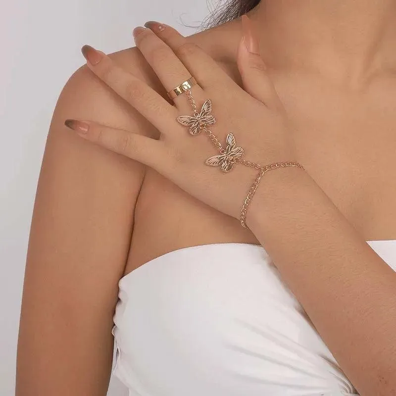 Vintage Punk Goth Exaggerated Spider Snake Butterfly Ring with Bracelet Link and Wrist - Fashion Bracelets Jewellery