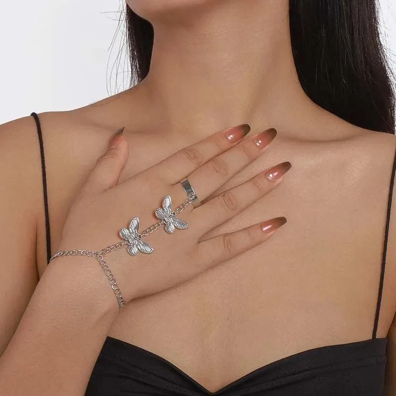 Vintage Punk Goth Exaggerated Spider Snake Butterfly Ring with Bracelet Link and Wrist - Fashion Bracelets Jewellery
